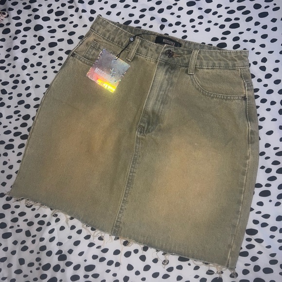Missguided Dresses & Skirts - NWT mini skirt